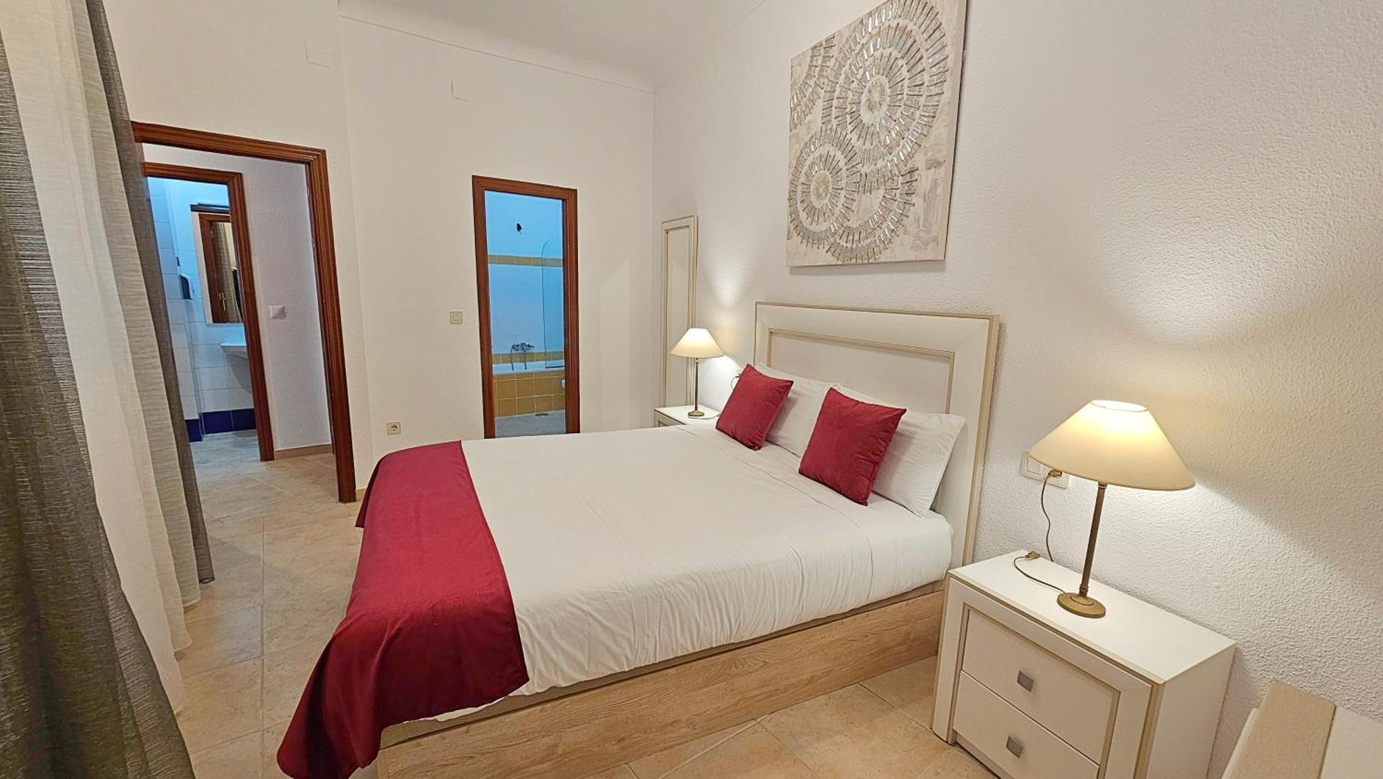 Alorena Con Balcones Al Real Ubeda  Exterior photo